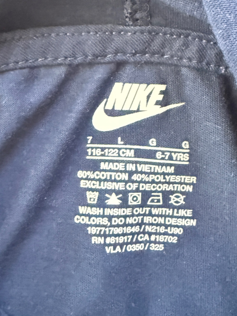 Nike Kids Navy Long Sleeve T-Shirt with Hood -Blue & Yellow Swoosh - Size 7 - Picture 3 of 3